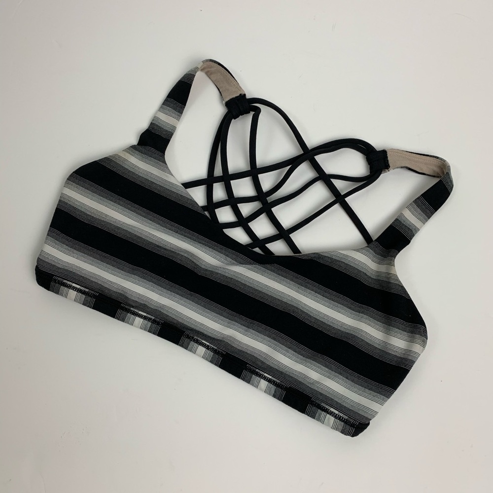 Lululemon free to be wild Black White sports bra 6 - Picture 6 of 6